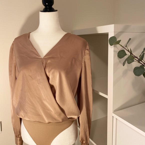 Dynamite Wrap Bodysuit - Picture 3 of 4